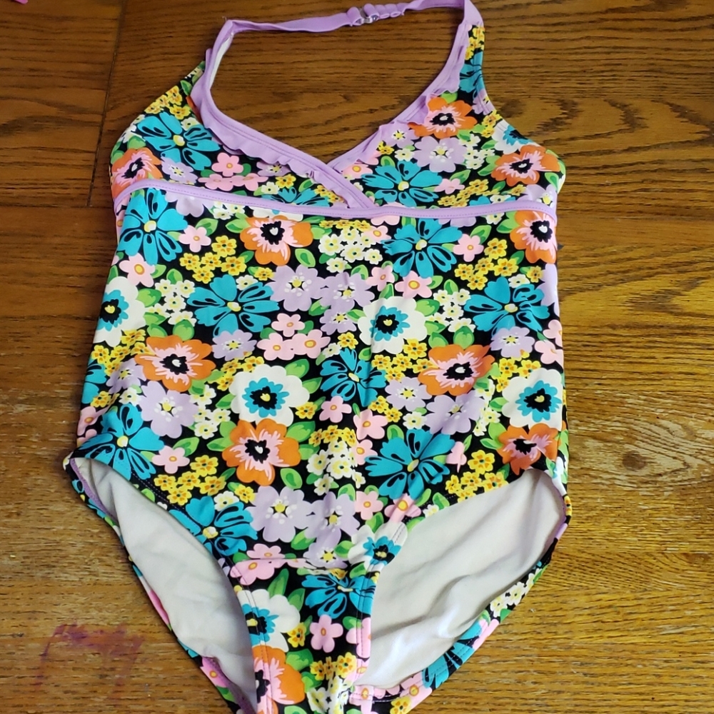 Swimsuit, size youth xl 14/16